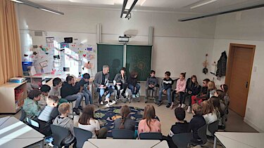 Lange Woche der Demokratie Kindersprechstunde des Bürgermeisters in der Grundschule am Gernerplatz am 6. Oktober Foto